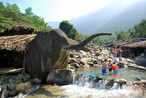 Lâm Đồng: Một thanh niên chết đuối trong khu du lịch