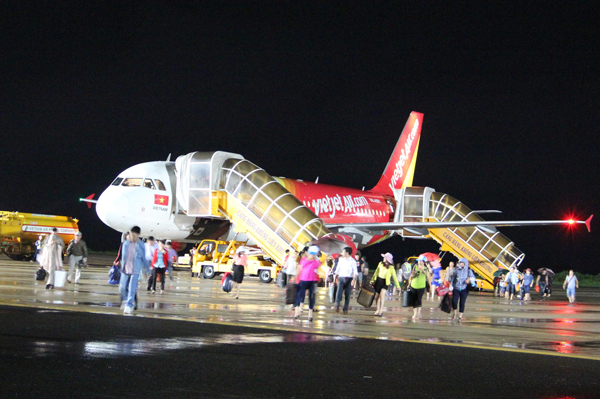 Hủy hơn 20 chuyến bay đi và đến Đà Lạt do thời tiết xấu