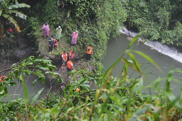 Bảo Lộc: Đã tìm thấy thi thể nam sinh gặp nạn ở Thác ĐamB’ri