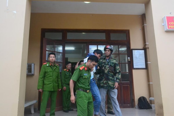 Đà Lạt: Giả vờ hỏi mua bánh mì rồi trộm xe máy bỏ chạy