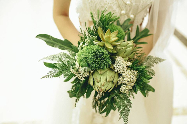 Tận dụng bông Atiso trang trí ngày cưới, hoa cưới đem về… nấu canh