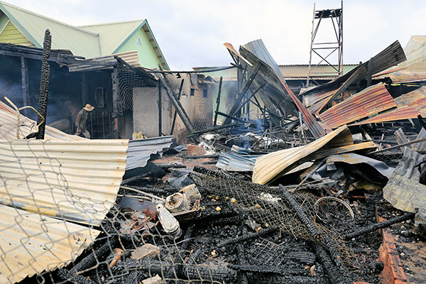 Đà Lạt: Hỏa hoàn thiêu rụi hai căn nhà
