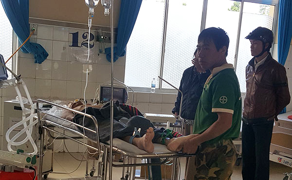 Đà Lạt: Xe tải va chạm xe máy, 01 người nguy kịch