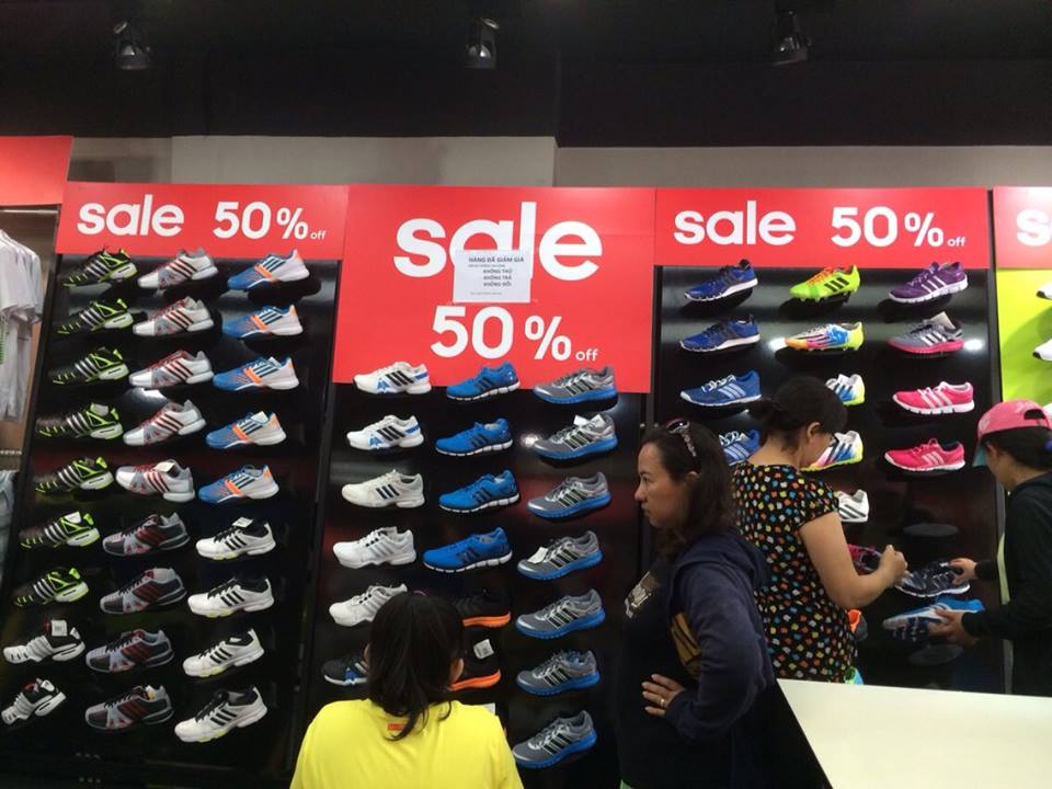 Đại chiến 300 thương hiệu đỉnh “SALE OFF 50%” duy nhất 2 ngày