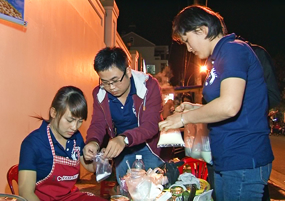 Đà Lạt: Mỗi ly sữa, một tấm lòng