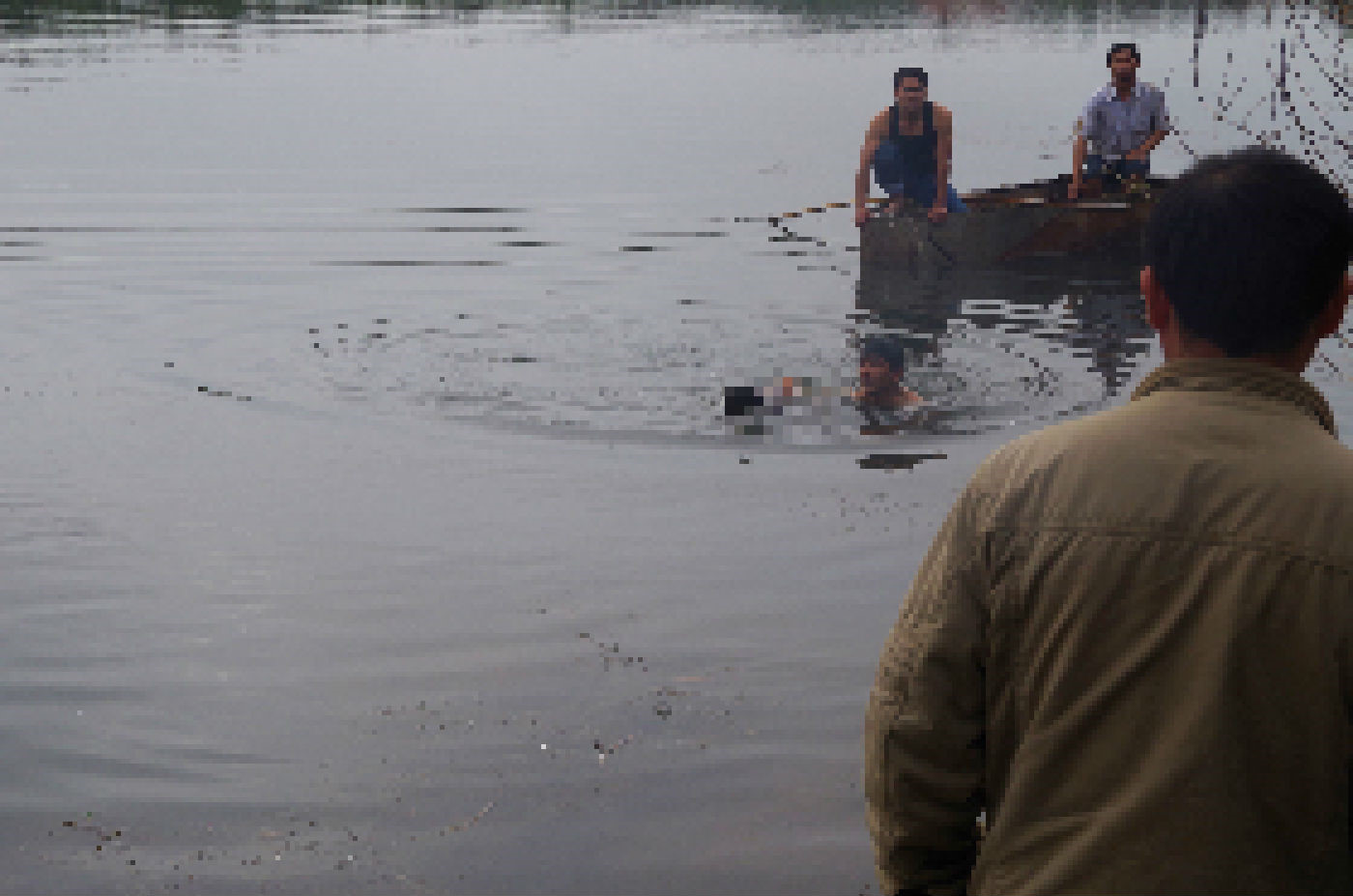 Bảo Lâm: Tìm thấy thi thể của 2 cháu bé bị đuối nước thương tâm