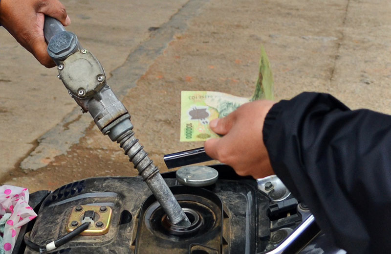 Lâm Đồng: Lật tẩy các đơn vị kinh doanh xăng dầu kém chất lượng