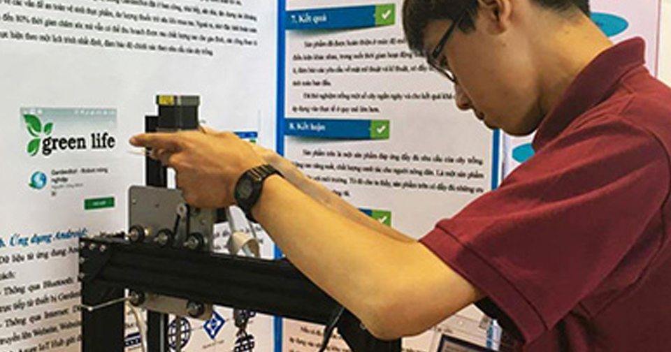 Bảo Lộc: Cậu học trò với ước mơ ứng dụng robot vào sản xuất nông nghiệp