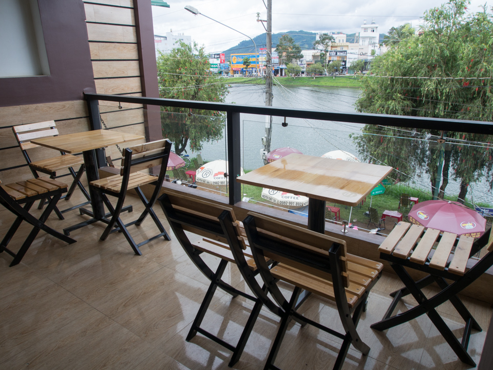 Bảo Lộc: Bỏ túi thêm quán cà phê view đẹp tại bờ hồ