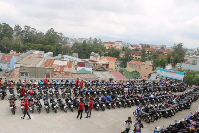 Hàng trăm xế độ tụ họp tại thành phố hoa Đà Lạt