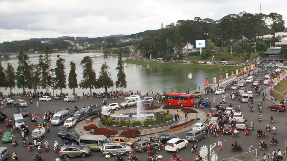 Vì sao Đà Lạt là thành phố duy nhất cả nước không có đèn xanh, đèn đỏ?