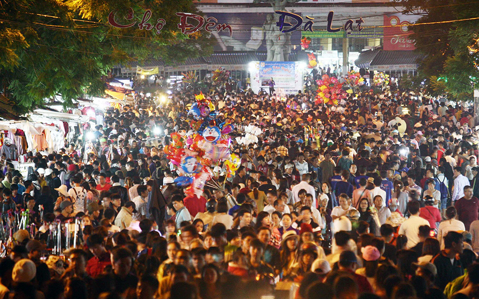 Đề xuất xây dựng phố đi bộ – chợ đêm Đà Lạt