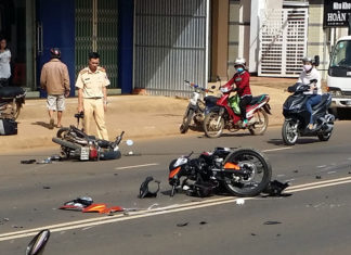 Di Linh: Tai nạn xe máy, 4 người trọng thương