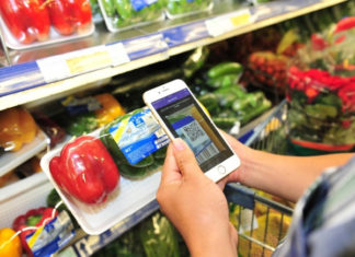 Mua sắm tại Co.opmart Bảo Lộc, check nguồn gốc thực phẩm ngay trên chính smartphone của bạn