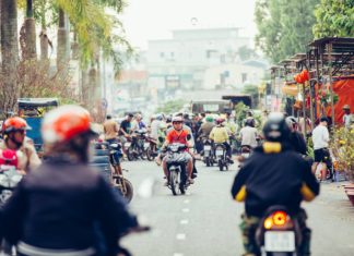 Bảo Lộc nhộn nhịp hoa xuân ngày cận Tết