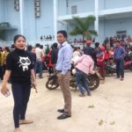 dak-lak-chu-tich-huyen-ky-bua-hon-500-giao-vien-khoc-rong-vi-sap-mat-viec