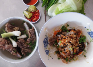 Bảo Lộc: Khám phá PHỞ KHÔ 2 TÔ chính hiệu GIA LAI