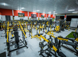 Bảo Lộc: Chàng trai 6 múi khai trương CLB 2 trong 1 “Gym và Cắt tóc”