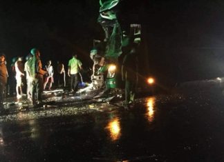 Hai xe khách giường nằm tông nhau, 24 người trọng thương