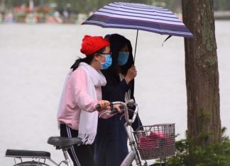 Miền Bắc nóng “chín người”, Đà Lạt nhiệt độ xuống 17 độ C