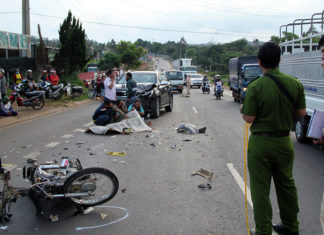 Bảo Lộc: Xe máy đối đầu ô tô, 1 người chết tại chỗ