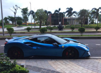 Bản độ Ferrari 488 GTB SVR độc nhất Việt Nam của người yêu xe Đà Lạt