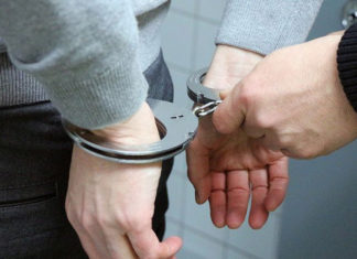 Đà Lạt: Nhận ma túy trừ nợ mang đi bán