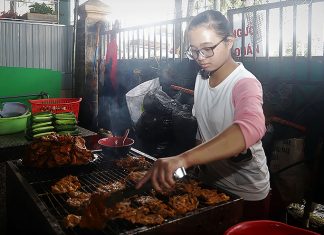 Di Linh: Nữ sinh mồ côi, lỡ giấc mơ đại học