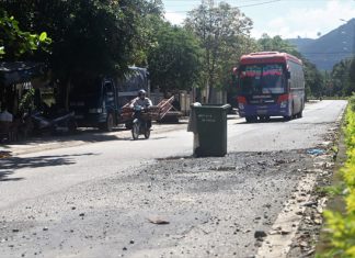 Lâm Đồng: Dùng thùng rác để “cảnh báo” nguy hiểm trên Tỉnh lộ 721