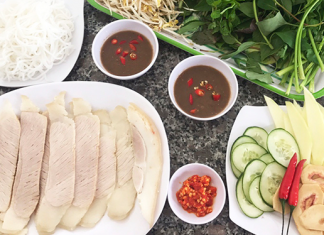 Khám phá món “hot” Đà Nẵng – Thịt luộc hai đầu da  ngay tại Bảo Lộc