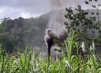 Trạm trộn bê tông tươi dưới chân đèo Prenn gây ô nhiễm môi trường