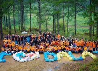 Nhóm bạn trẻ dọn rác tại Đà Lạt xuất hiện trong top 30 “thử thách dọn rác” xuất sắc nhất thế giới