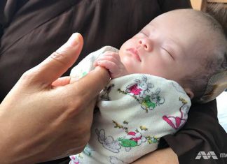 Lâm Đồng: Hành trình sống sót kỳ diệu của em bé Việt bị mẹ bỏ rơi treo trên cây