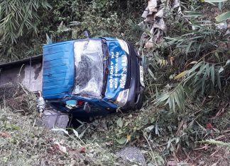 Lâm Đồng: Xe tải lao xuống vực trên đèo Chuối, tài xế nhập viện cấp cứu