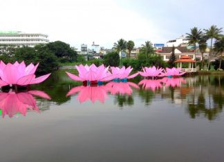 Bảo Lộc: Hạ thủy 7 đài sen trên hồ Đồng Nai chào mừng Đại lễ Phật đản – Vesak năm 2019