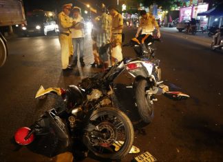 Bảo Lộc: Hai xe máy đối đầu, 4 người nhập viện cấp cứu