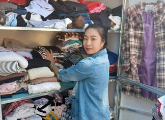 Đà Lạt: Tủ đồ từ thiện ấm áp người nghèo