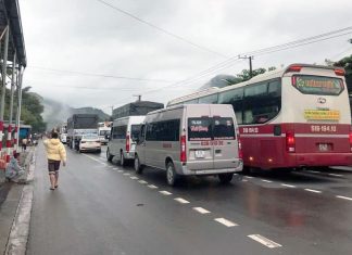 Đèo Bảo Lộc sạt lở tang hoang, ô tô kẹt cứng hàng chục km suốt đêm