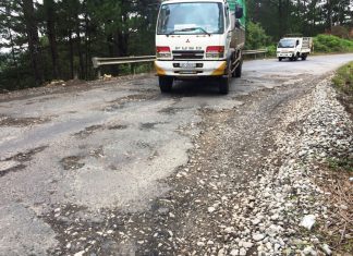 Đà Lạt: 540 triệu đồng sửa chữa mặt đường đèo Mimosa