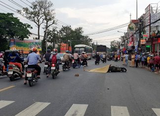 Bảo Lộc: Ngã xe máy ra đường, người phụ nữ bị xe tải cán tử vong