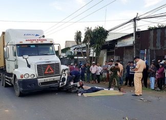 Bảo Lộc: Xe máy va chạm xe container, người đàn ông tử vong tại chỗ