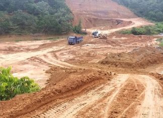 Lâm Đồng: Bất chấp lệnh cấm, nhiều cá nhân vẫn cố tình san gạt, khai thác đất trái phép