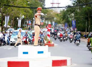 Lấy ý kiến về việc lắp đèn tín hiệu giao thông tại Đà Lạt