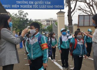 Học sinh Lâm Đồng đi học trở lại vào ngày 17/2