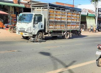 Lâm Đồng: Xe tải cuốn xe máy vào gầm, người đàn ông tử vong tại chỗ