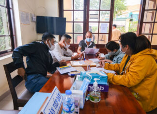 Đà Lạt: Xử phạt 2 lái xe ô tô vượt chốt kiểm soát dịch dưới chân đèo Prenn