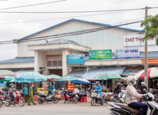 Đơn Dương: Thị trấn Thạnh Mỹ phát phiếu đi chợ cho người dân 1 lần/tuần