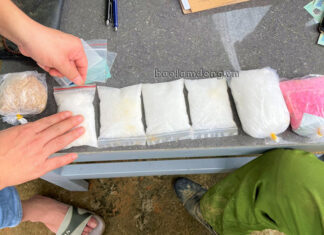 Đạ Huoai: Hàng chục cảnh sát vây bắt đối tượng vận chuyển gần 1 kg ma túy