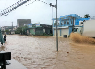 Đạ Huoai: Quốc lộ 20 lại ngập nặng