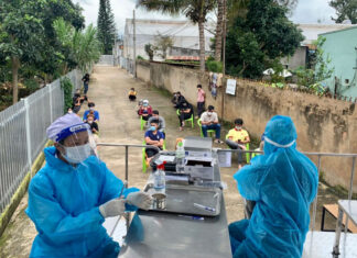 Lâm Đồng phân bổ 46.800 liều vắc xin phòng Covid-19 đợt 17